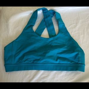 Lululemon sports Bra size 12 size DD Hawaiian Blue